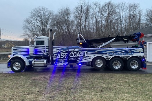 Tractor Trailer Towing-in-Raynham-Massachusetts
